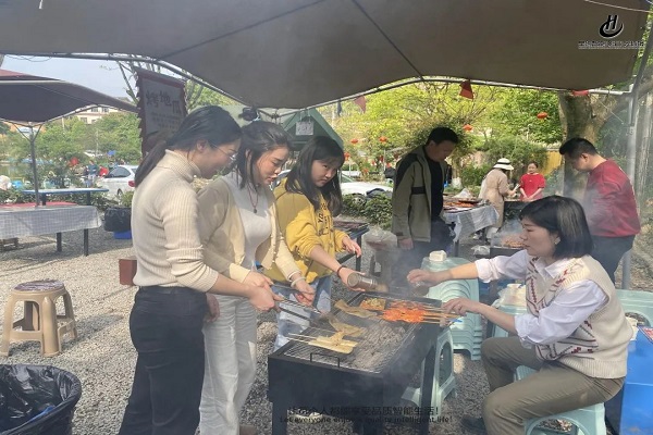 【皇創2022一季度團建】春日小聚,凝心聚力,同心同行! 【皇創2022一季度團建】春日小聚,凝心聚力,同心同行!